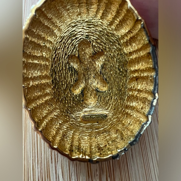 Vintage Burberry Necklace Pendant Pearl Enhancer with Chain Green Enamel Gold - Picture 9 of 13